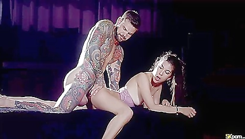 Brunette with a hairy pussy gets drilled in a hot way