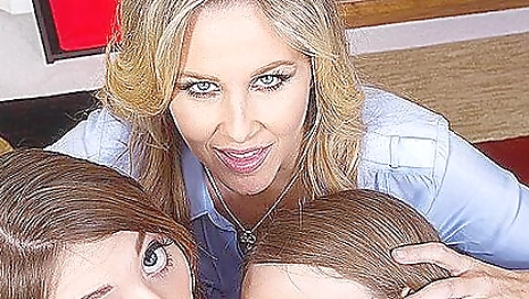 Busty virgin gets banged in hardcore porn video 3d vid