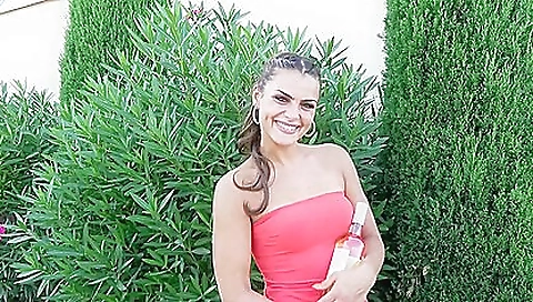 Brunette beauty gets her pussy fucked and facial filled