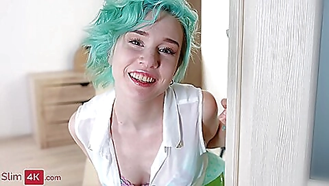 Nice alt girl gets her asshole stuffed full of man meat